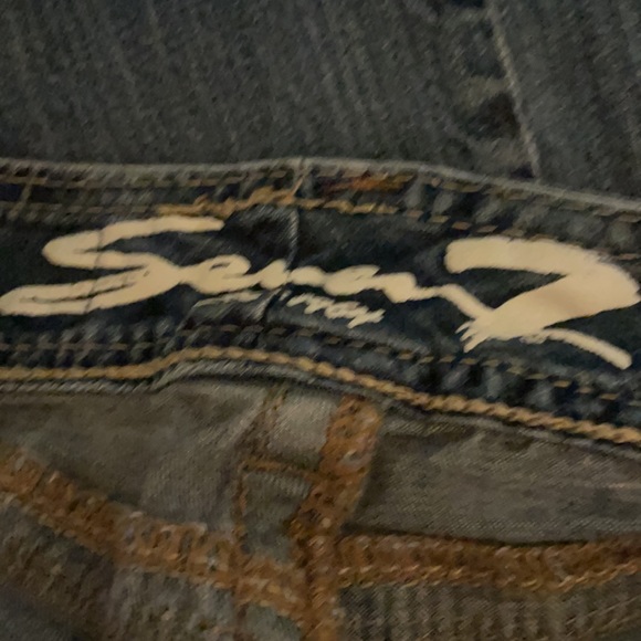 7 for all mankind | low rise bootcut | 25 - Picture 13 of 16